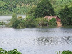 Thủy điện Đồng Nai 2 tích nước gây thiệt hại cho người dân