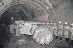 Đẩy nhanh tiến độ dự án mỏ hầm lò Khe Chàm II-IV