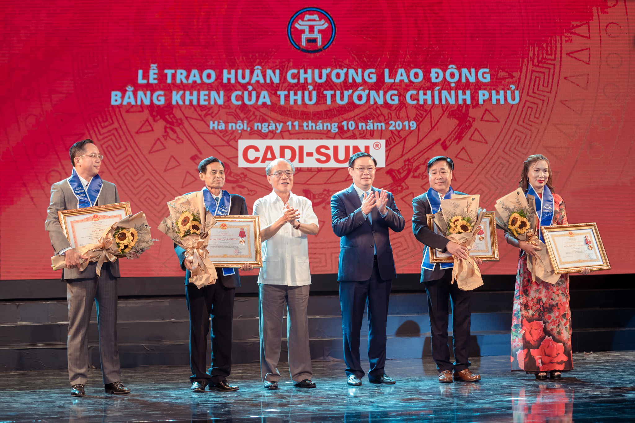 Doanh nhân Phạm Lương Hòa – CTHĐQT/Tổng giám đốc CADI-SUN vinh dự đón nhận Huân chương Lao động hạng Nhì của Chủ tịch nước