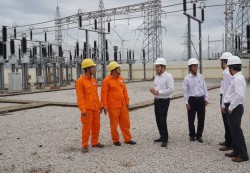Chủ tịch HĐTV EVNSPC kiểm tra tình hình cung cấp điện tại Ninh Thuận