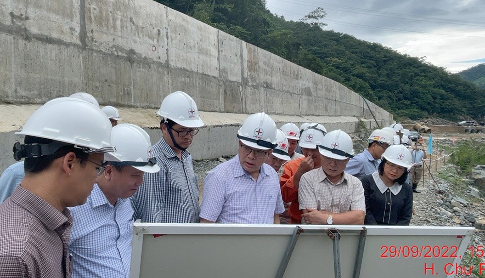 Rà soát tiến độ dự án Nhà máy Thủy điện Ialy (mở rộng)
