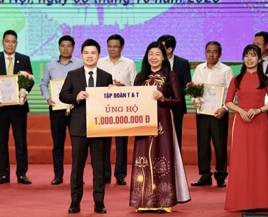 T&T Group ủng hộ 1 tỷ đồng cho Quỹ ‘Vì người nghèo’ thành phố Hà Nội