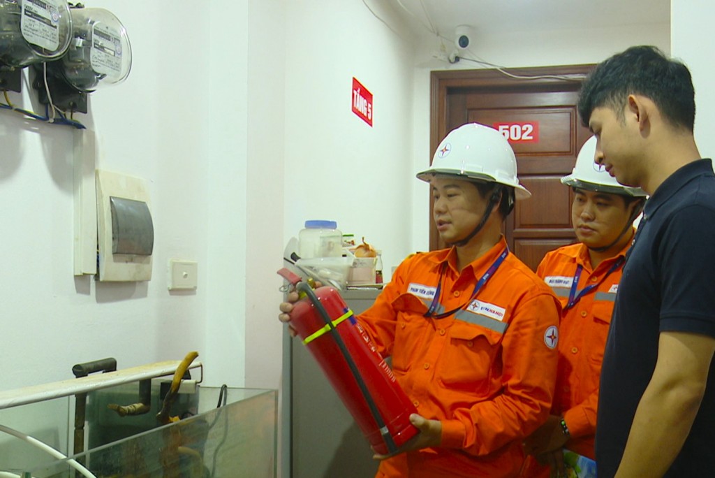 Tăng cường tuyên truyền sử dụng điện an toàn trên địa bàn Hà Nội