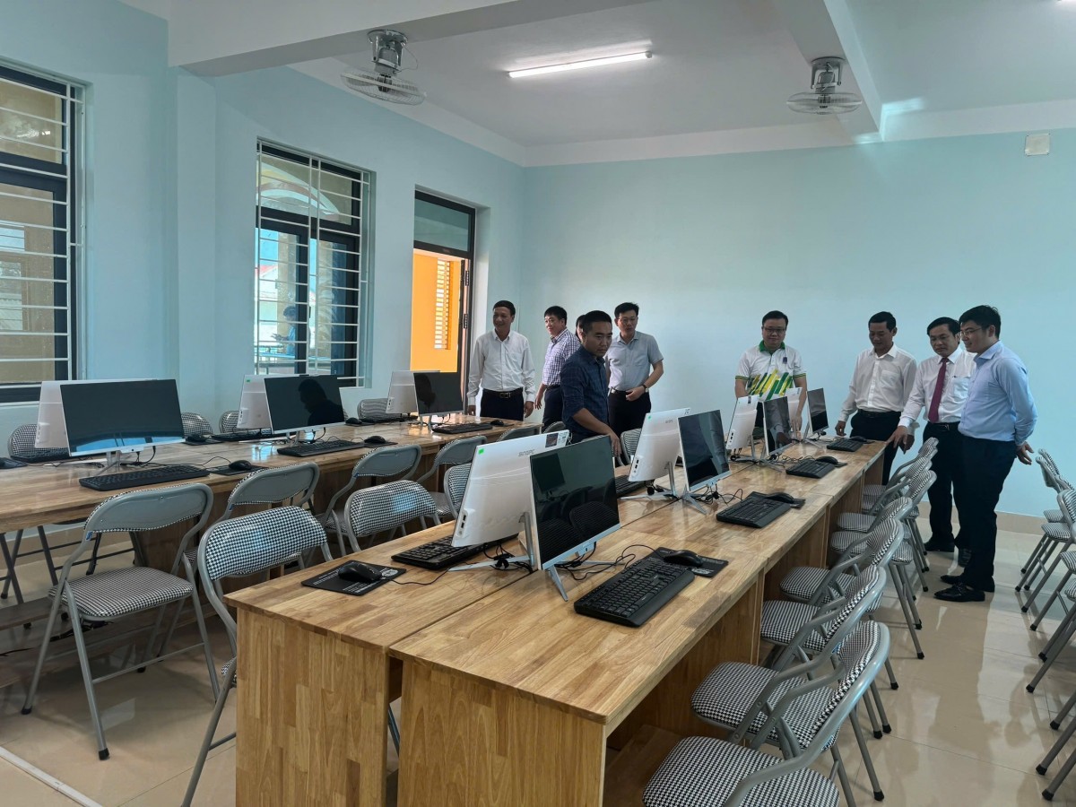 PVFCCo khánh thành, bàn giao Nhà lớp học và chức năng Trường THCS Quảng Tiên