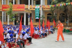 Phát động Trường tiểu học tiết kiệm điện tại Hưng Yên