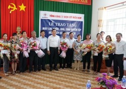 EVNSPC kết nạp 12 đảng viên tại Khu di tích Quốc gia Tà Thiết