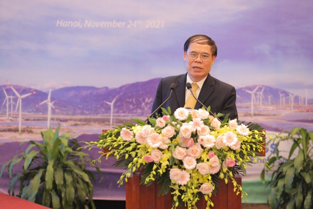 Lưu trữ điện và công nghệ nâng cao hiệu suất nguồn năng lượng tái tạo Việt Nam