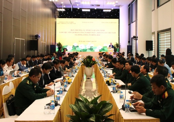 Tỉnh Quảng Ninh cùng ngành than bàn giải pháp thúc đẩy sản xuất, kinh doanh