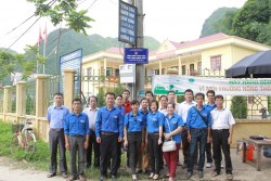 Thanh niên PC Lạng Sơn chung tay xây dựng nông thôn mới