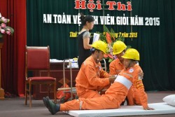 PC Thái Nguyên tổ chức Hội thi “An toàn vệ sinh viên giỏi”
