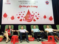 Công ty Nhiệt điện Mông Dương hưởng ứng Tuần lễ hồng EVN lần thứ VI