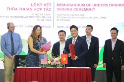 Hoa Kỳ hỗ trợ Việt Nam phát triển điện mặt trời mái nhà