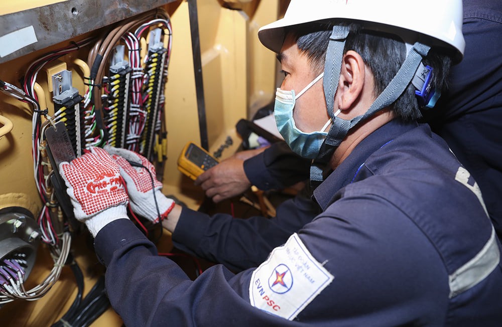 Lần đầu tiên EVNPSC đại tu thành công tổ máy nhiệt điện than