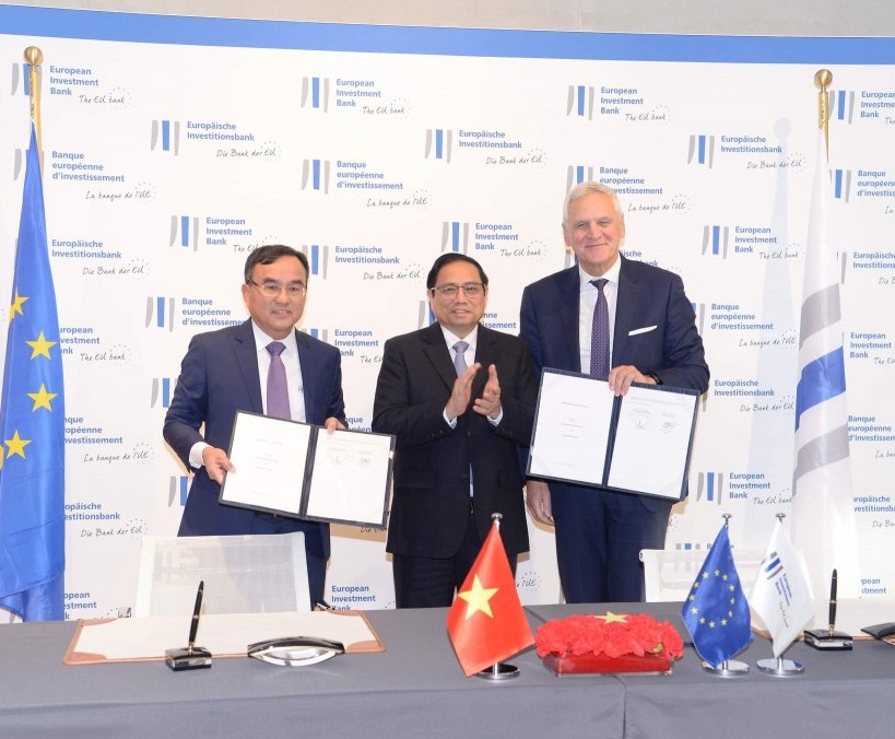 EIB sẽ hỗ trợ EVN trong quá trình chuyển dịch năng lượng