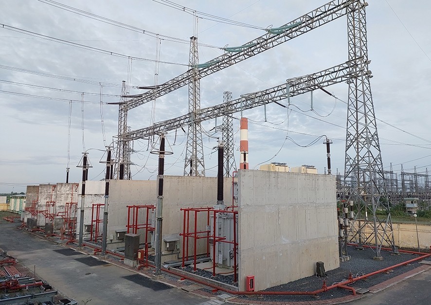 Đóng điện công trình nâng công suất Trạm biến áp 500 kV Ô Môn