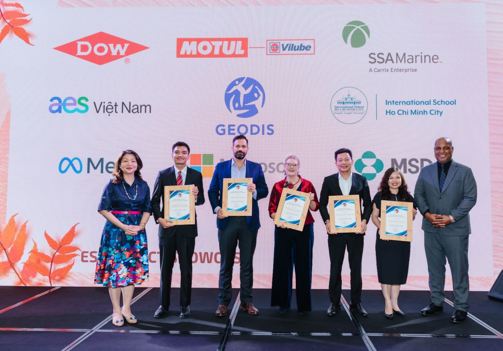 AES Việt Nam lần thứ 7 nhận giải thưởng Trách nhiệm xã hội doanh nghiệp từ AmCham Hà Nội