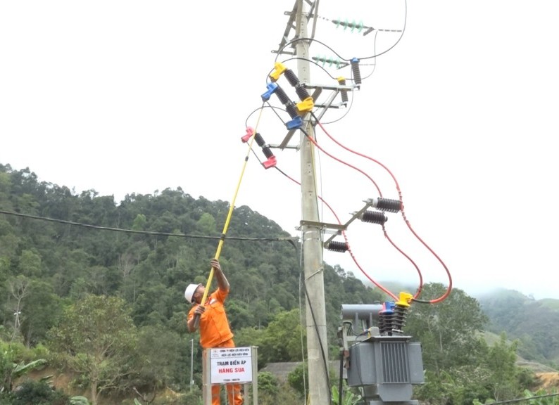 Bản Háng Sua và Tào La (Điện Biên) có điện lưới quốc gia