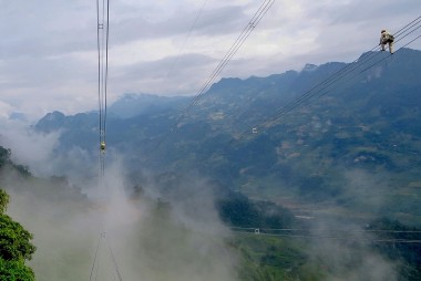 Tập đoàn Điện lực Việt Nam năm 2022 - Thử thách hướng phát triển
