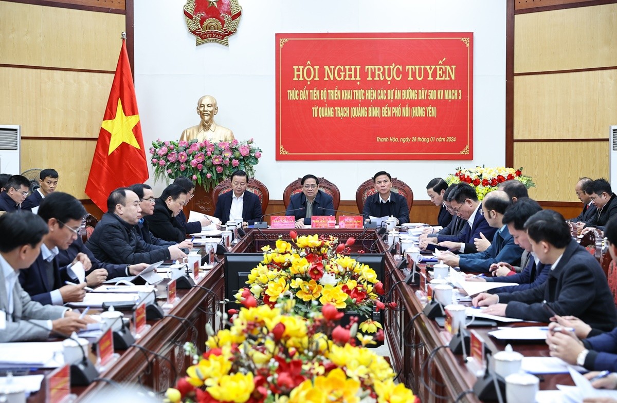 Thủ tướng họp với các bộ, ngành và 9 tỉnh về đường dây 500kV (Quảng Trạch - Phố Nối)