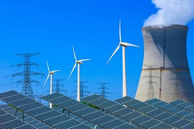 Dự báo năng lượng, môi trường năm 2023 [kỳ 2]: Năng lượng tái tạo, điện hạt nhân