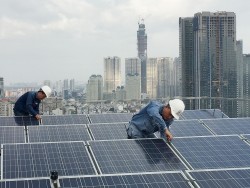 EVNHCMC kêu gọi khách hàng lắp đặt điện mặt trời trên mái nhà