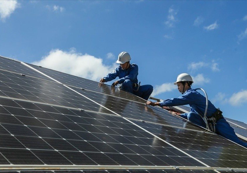 Bình Dương tạm dừng hướng dẫn giấy phép xây dựng điện mặt trời mái nhà