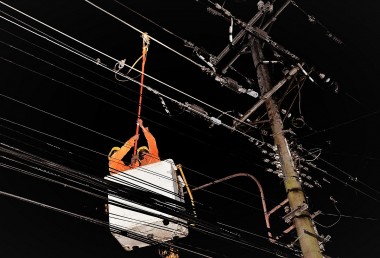 Đến thời điểm nào Việt Nam sẽ chấm dứt bù chéo giá điện?