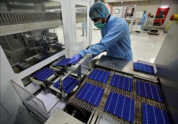 Tái khởi động dự án sản xuất kính năng lượng mặt trời tại Vũng Tàu