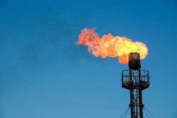 Dự thảo quy định đầu tư ra nước ngoài về dầu khí