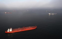 Ngành Dầu khí Trung Quốc đã ‘bắt ​đáy’ giá dầu như thế nào?