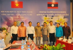 Việt Nam, Lào thành lập Công ty Năng lượng Luông Pra-băng