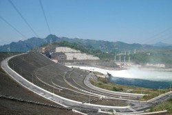 Ba lý do mở rộng dự án Thủy điện Hòa Bình