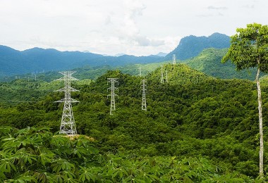 vao mua lu viet nam co the xuat khau dien toi nuoc ban lao