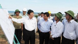 Chủ tịch nước Trương Tấn Sang khảo sát địa điểm xây dựng Nhà máy điện hạt nhân